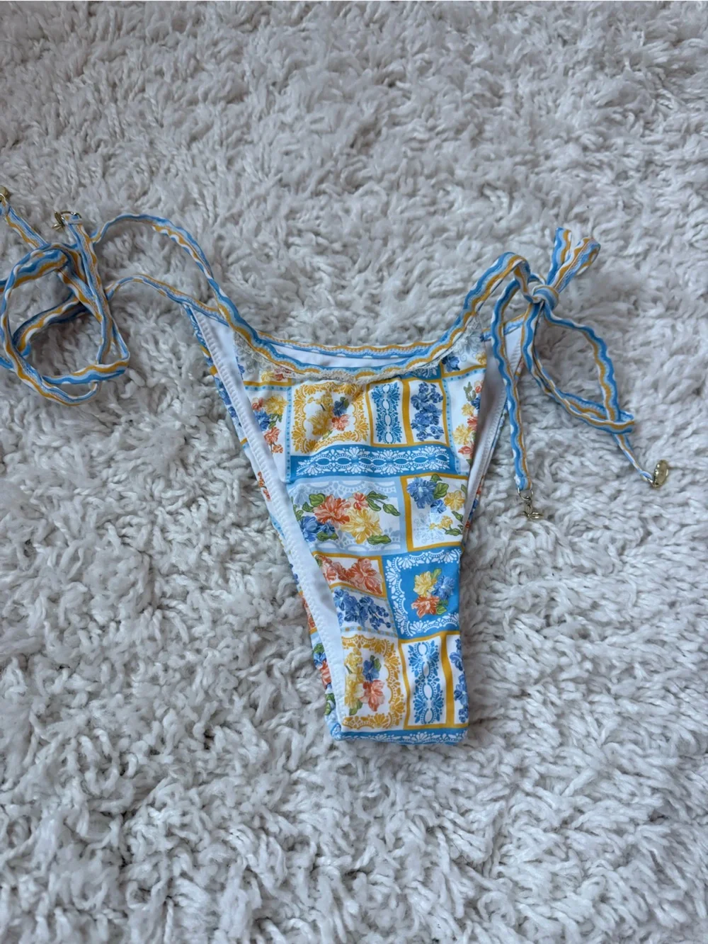 Bydee Lagos bottom and Barcelona top in Hermosa - Picture 7 of 8